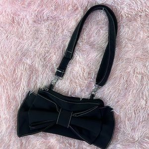 Black bow bag